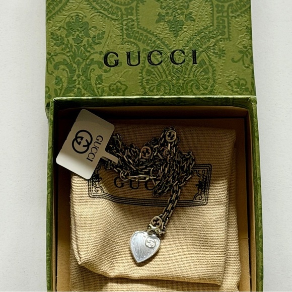 Authentic GUCCI Sterling Silver Interlocking G Heart Necklace - Enamel - Picture 4 of 7